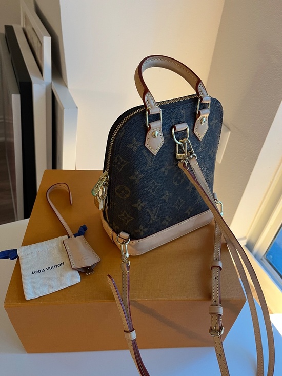 Louis Vuitton Alma Backpack main image 9
